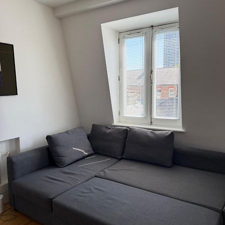 Central , Bright And Modern Flat Up To 4 People ลอนดอน ภายนอก รูปภาพ