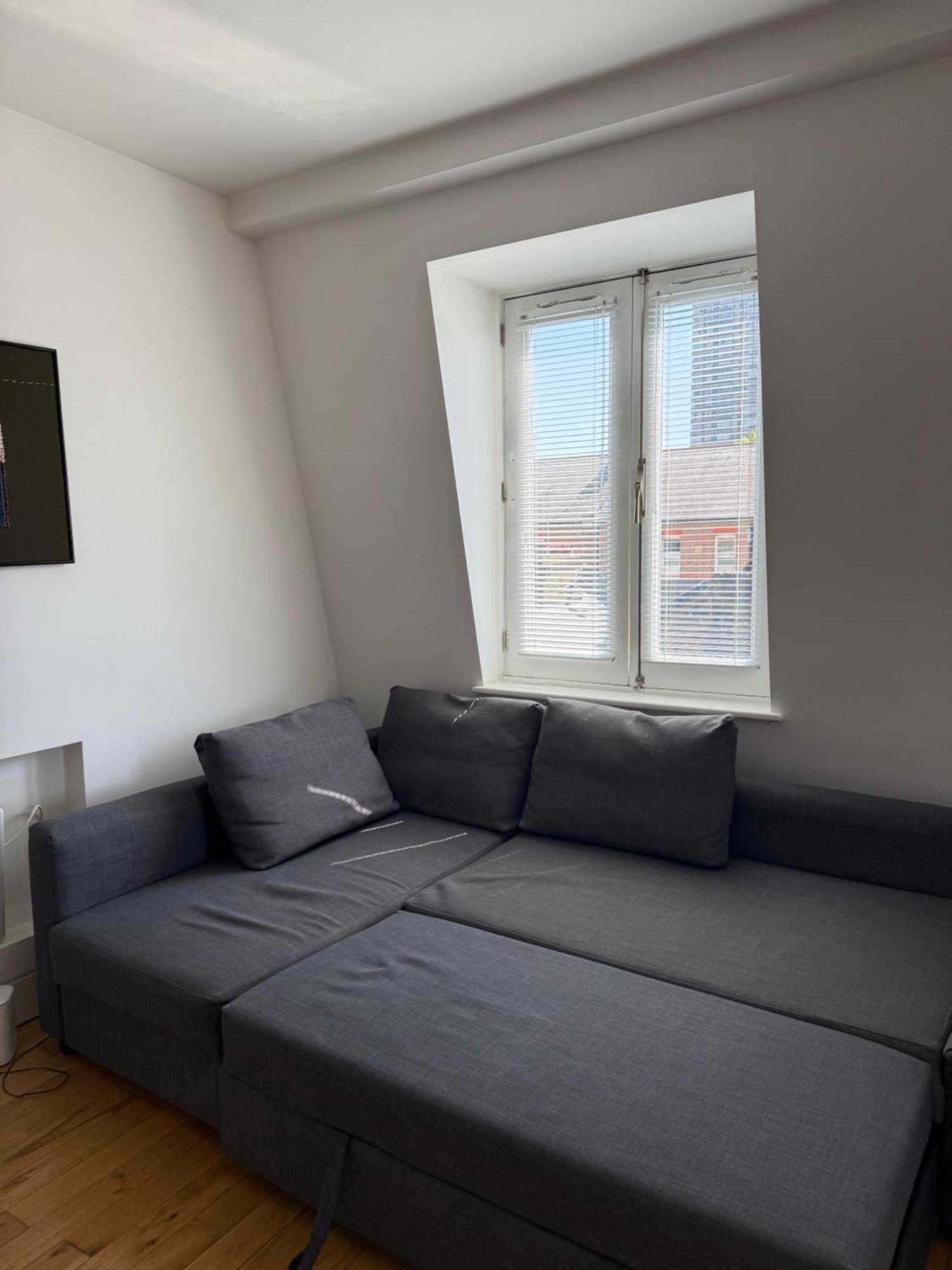 Central , Bright And Modern Flat Up To 4 People ลอนดอน ภายนอก รูปภาพ